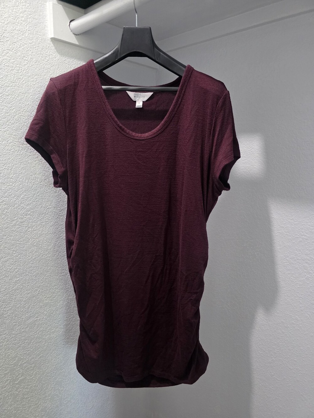 Women's XL Maternity Maroon Short Sleeve